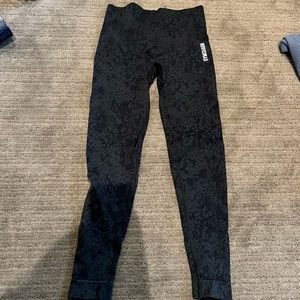 Gymshark animal print leggings BLACK SIZE SMALL